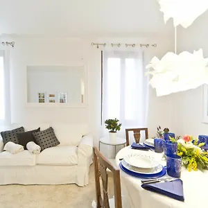 Apartamento Heaven In San Marco Antique District