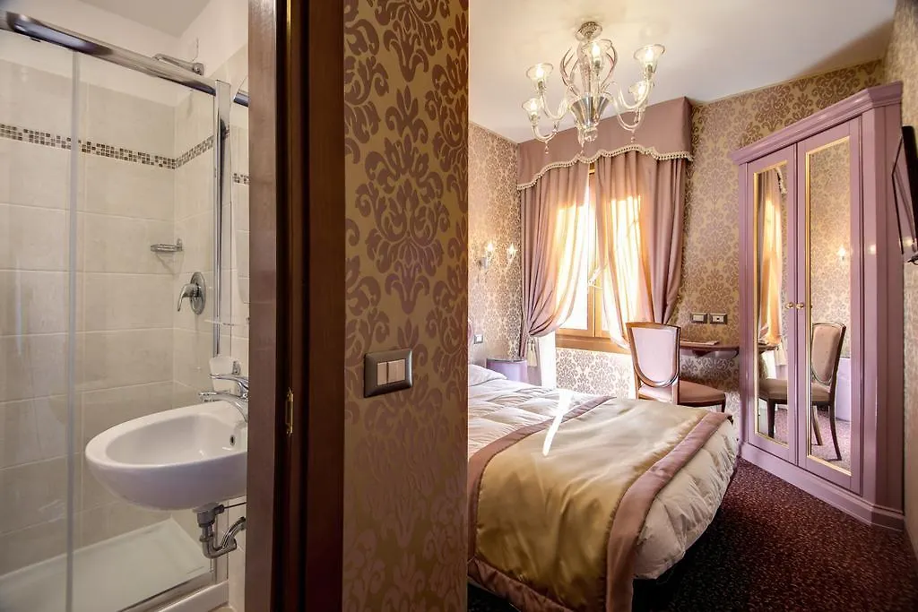 Domus Cavanis Venedig Italien